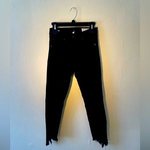 Rag & Bone Black Capris - 10 Inch